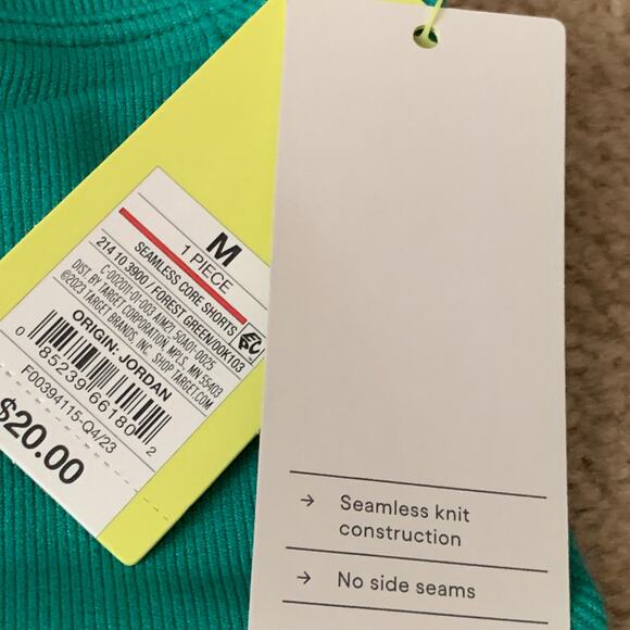 Women’s High-Rise Biker Shorts Size Medium- NWT - Picture 6 of 10